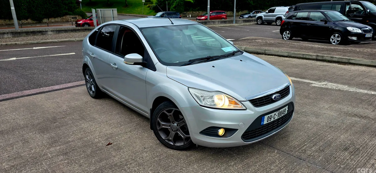 Ford Focus Hatchback, Diesel, 2009, Silver