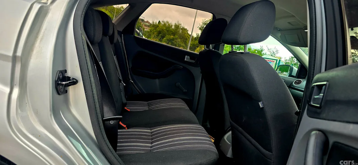Ford Focus Hatchback, Diesel, 2009, Silver