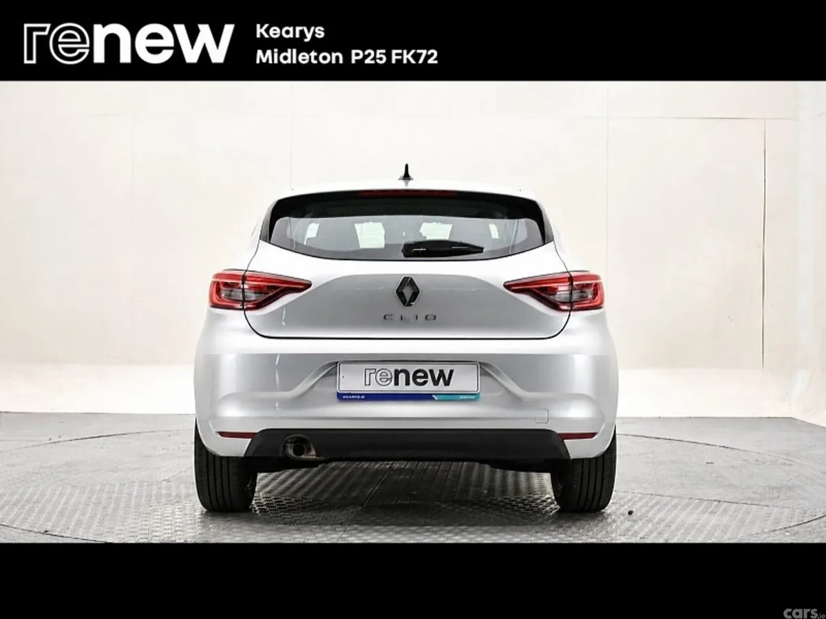 Renault Clio Hatchback, Petrol, 2023, Silver
