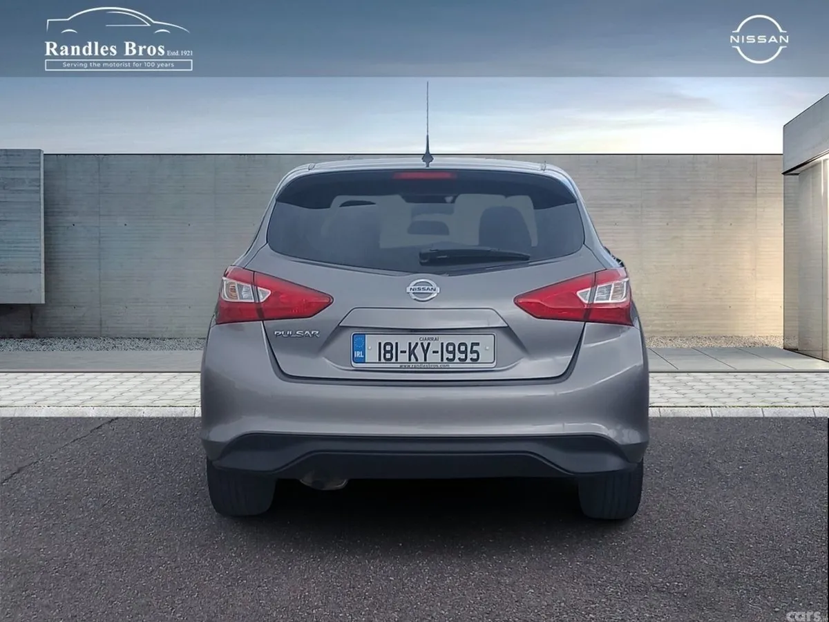 Nissan Pulsar Hatchback, Petrol, 2018, Grey