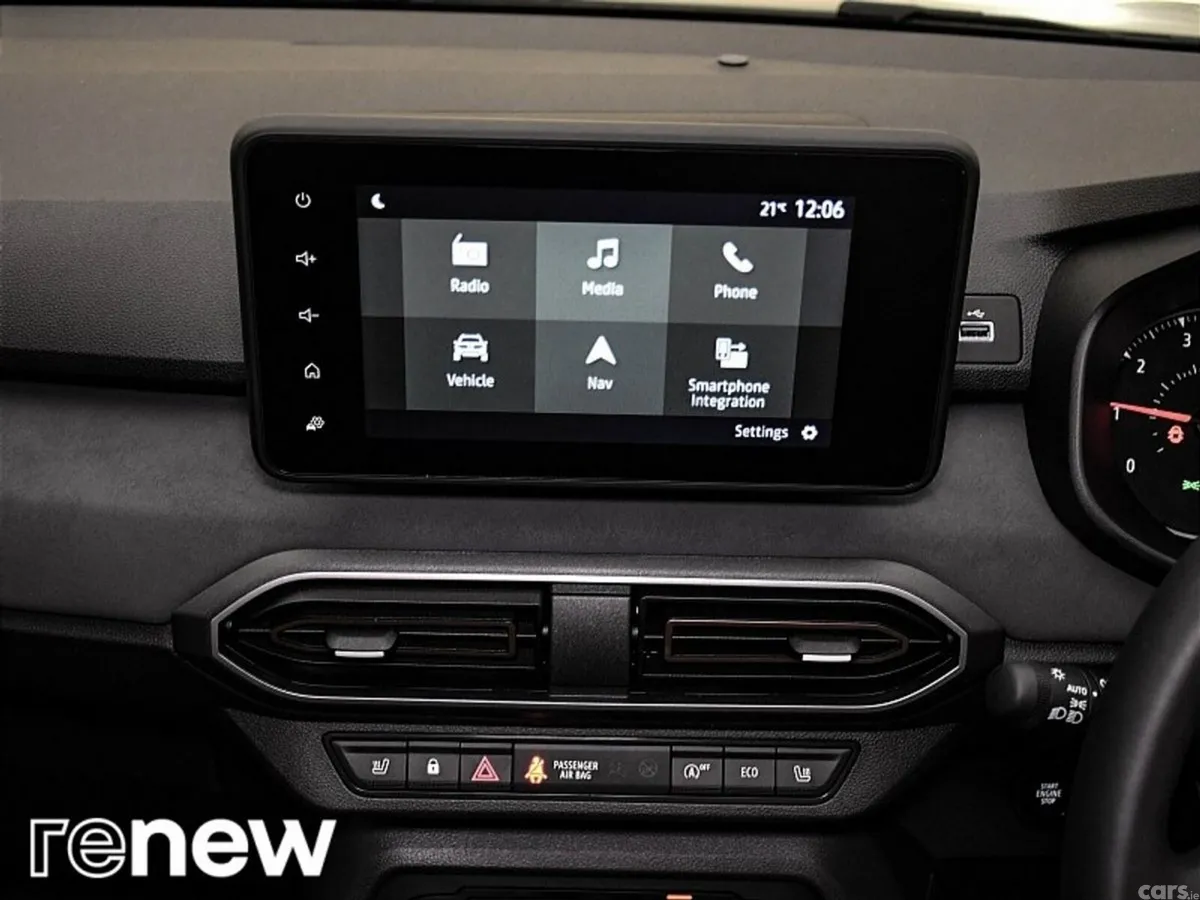 Dacia Sandero Stepway SUV, Petrol, 2026, Grey