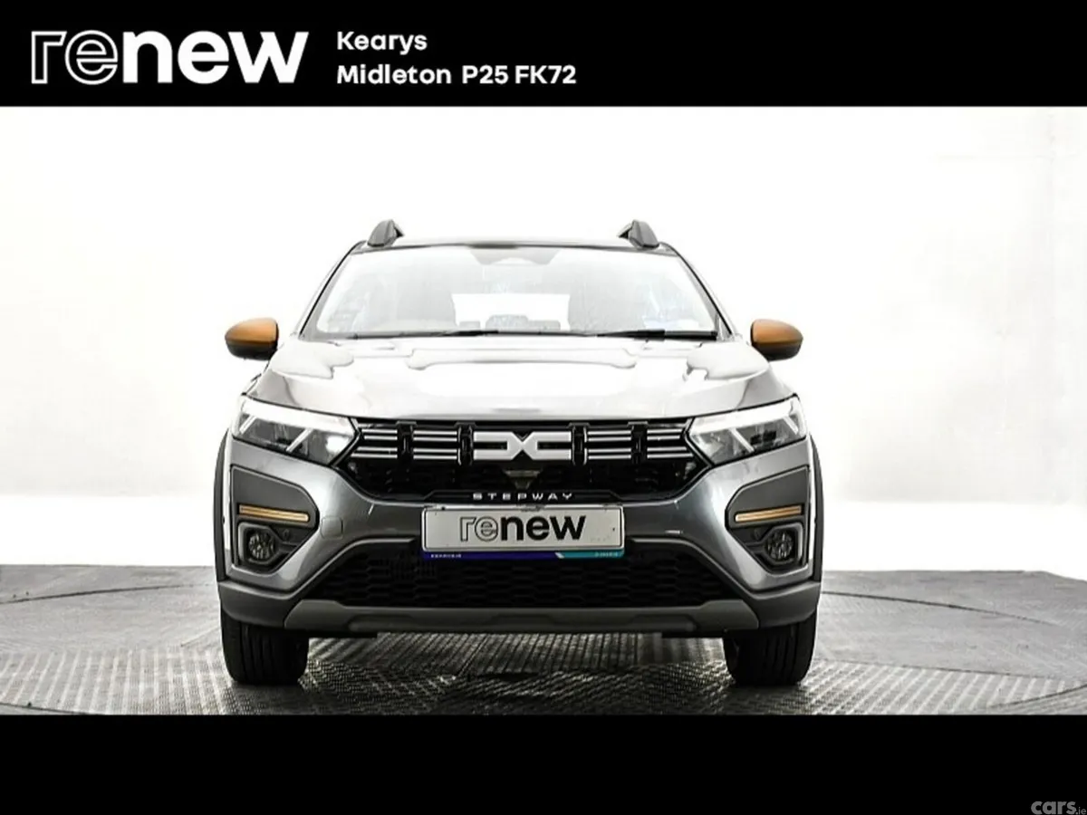 Dacia Sandero Stepway SUV, Petrol, 2026, Grey