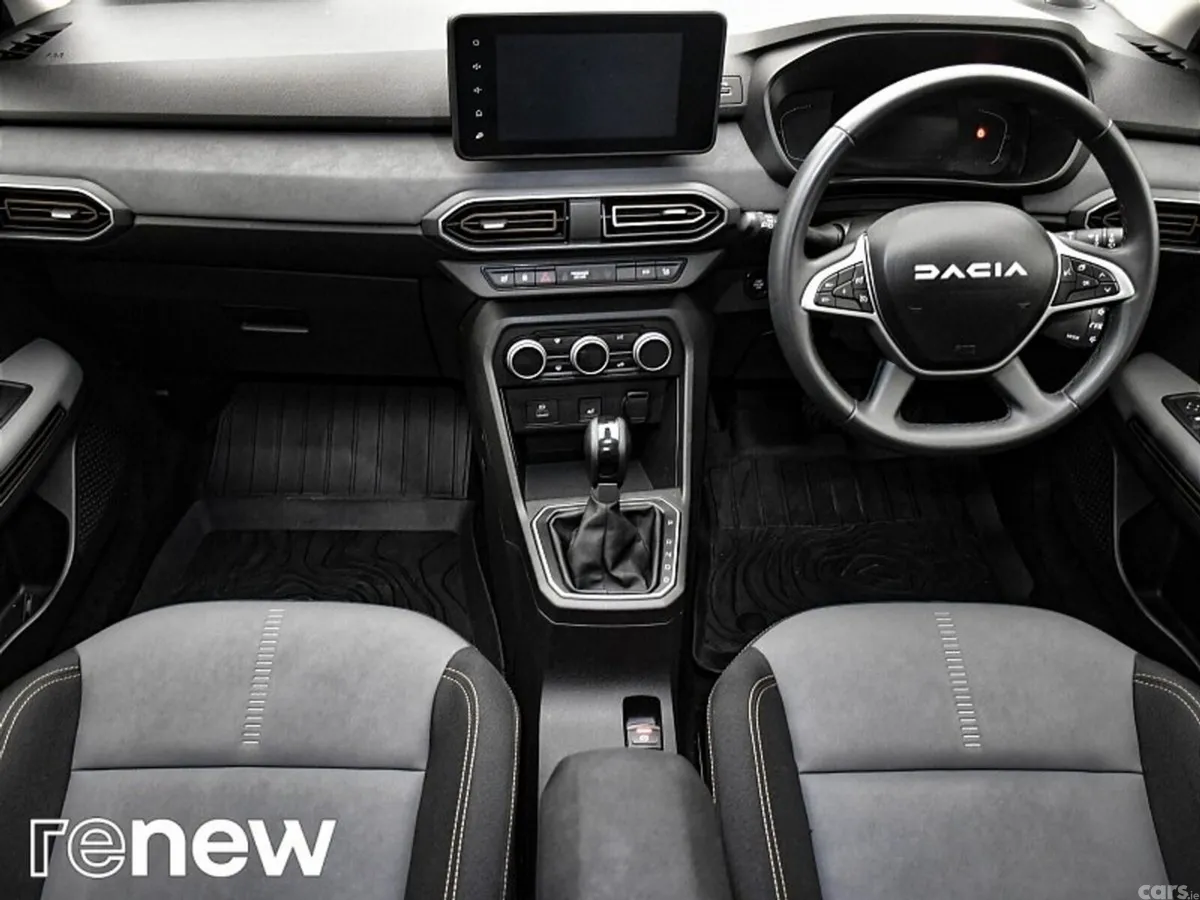 Dacia Jogger MPV, Petrol Hybrid, 2024, Brown