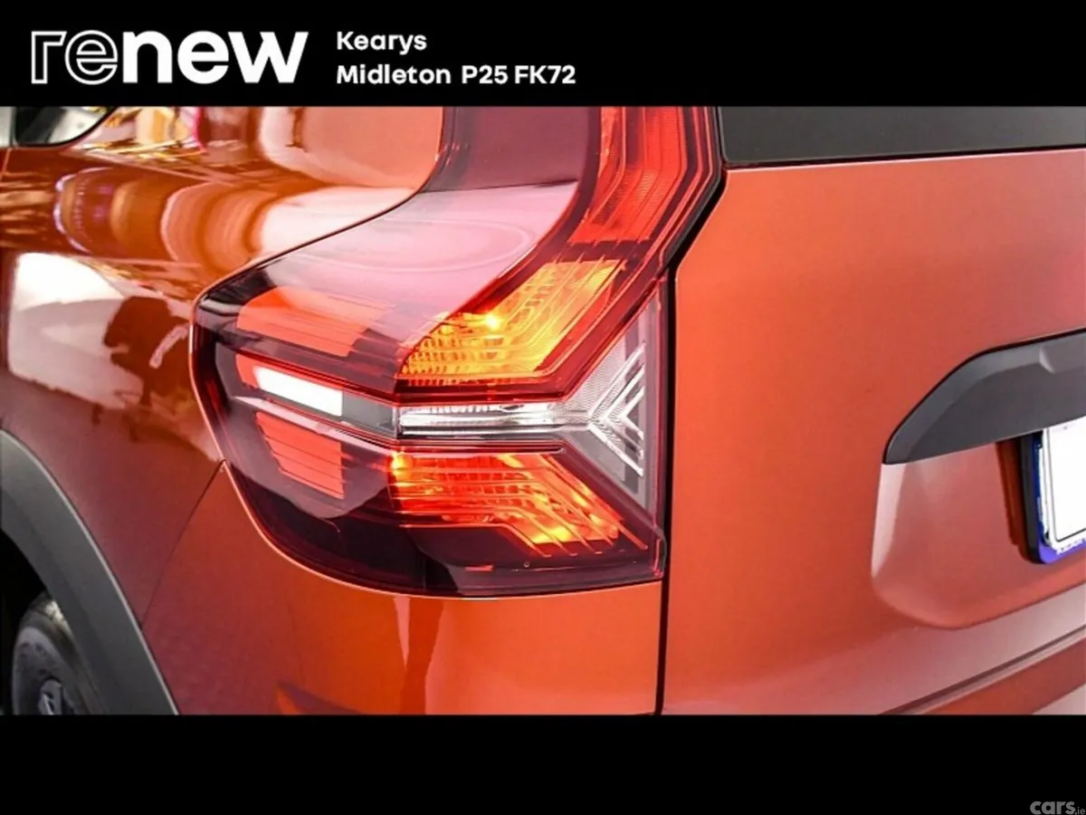 Dacia Jogger MPV, Petrol Hybrid, 2024, Brown