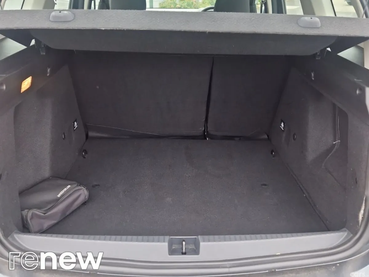 Dacia Duster SUV, Petrol, 2024, Grey