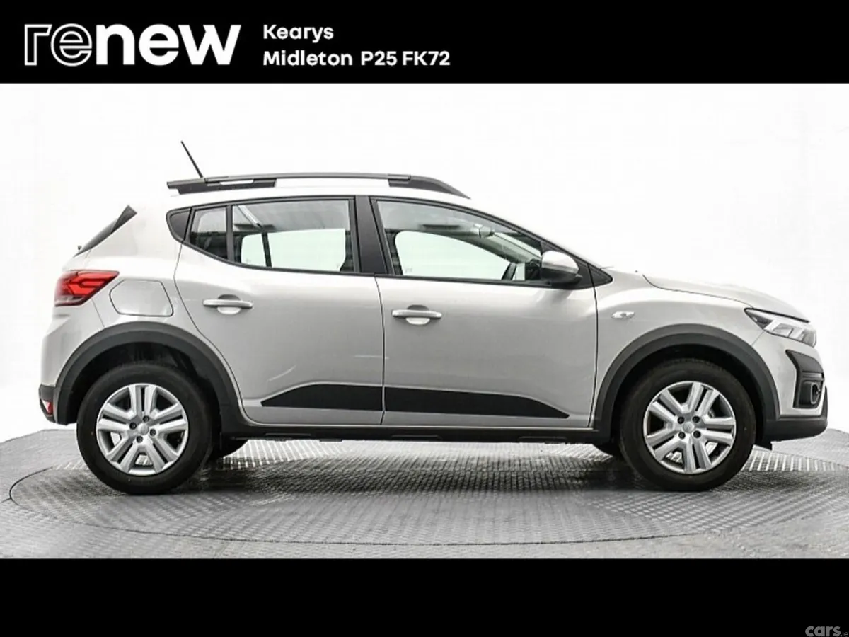 Dacia Sandero Stepway SUV, Petrol, 2023, Silver