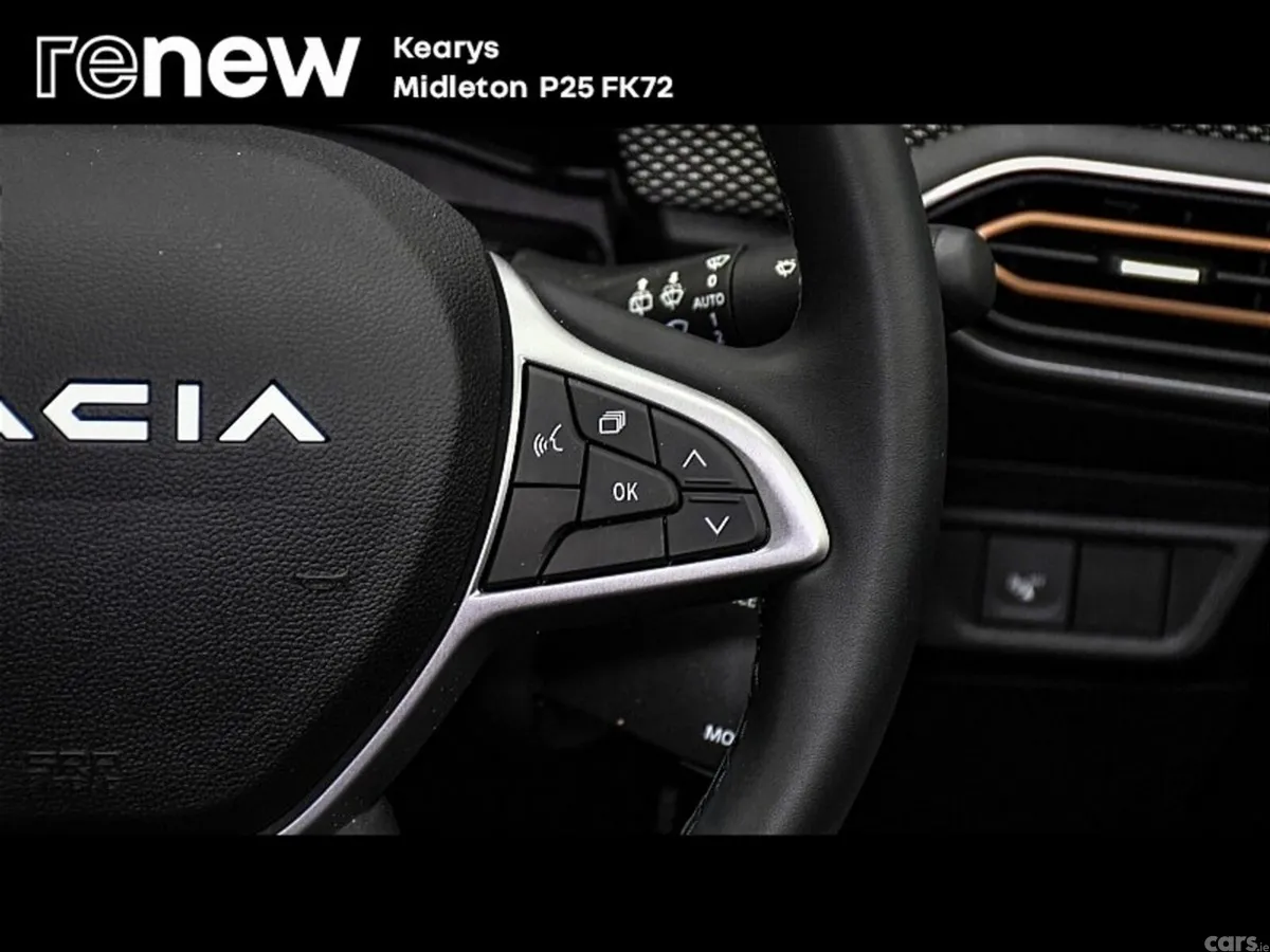 Dacia Sandero Stepway SUV, Petrol, 2023, Silver