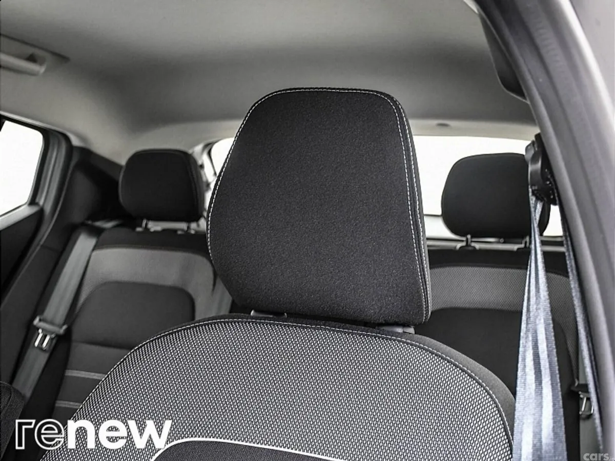 Dacia Sandero Stepway SUV, Petrol, 2023, Silver