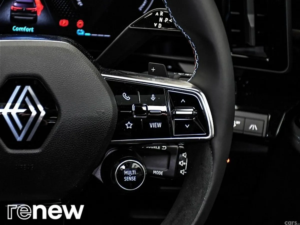 Renault Austral SUV, Petrol, 2023, Red