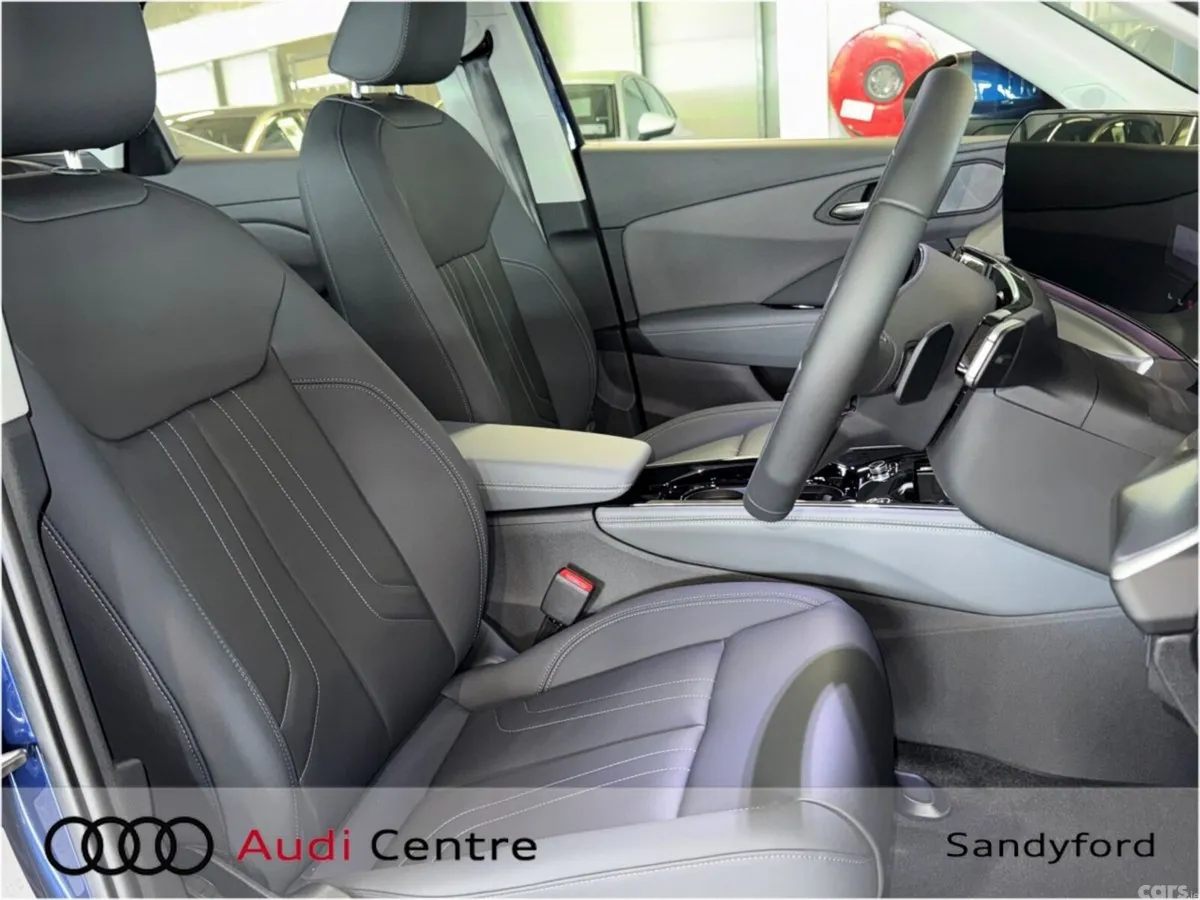 Audi Q3 SUV, Petrol Plug-in Hybrid, 2026, Blue