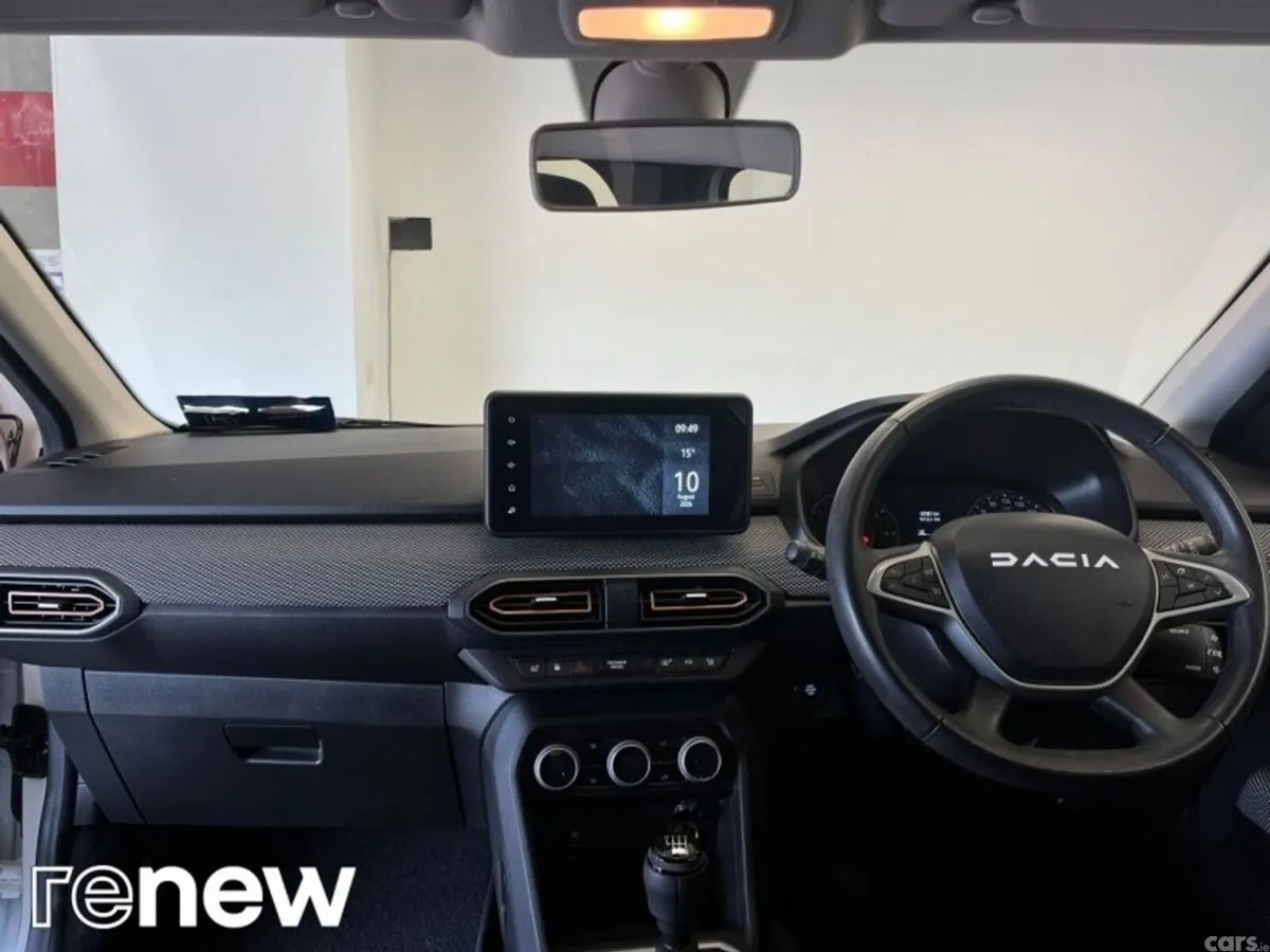 Dacia Sandero Stepway Hatchback, Petrol, 2023, White