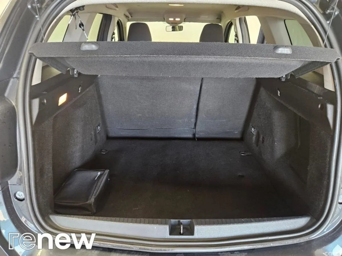 Dacia Duster SUV, Petrol, 2024, Grey