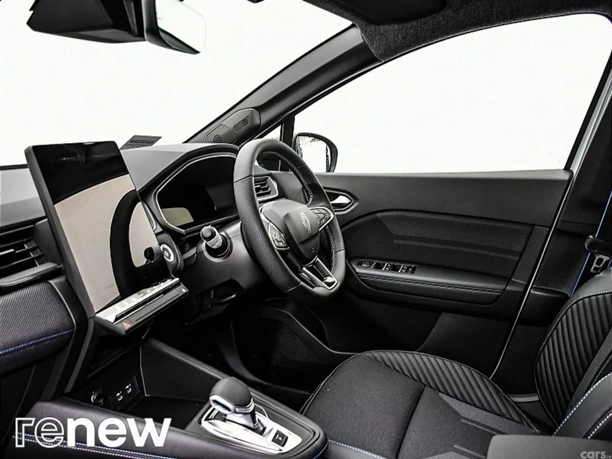 Renault Symbioz SUV, Petrol Hybrid, 2025, White