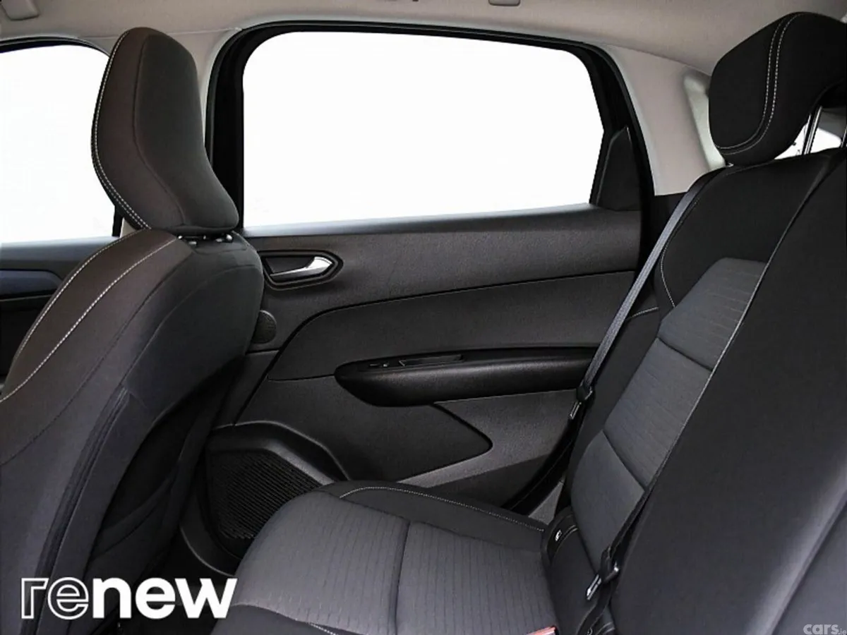 Renault Arkana Hatchback, Petrol, 2023, Black