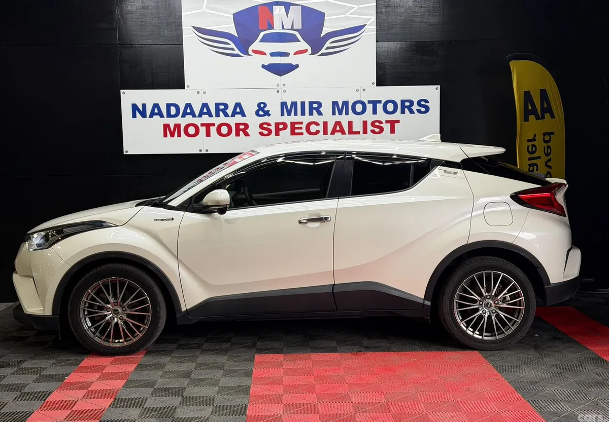 Toyota C-HR Hatchback, Petrol, 2017, White