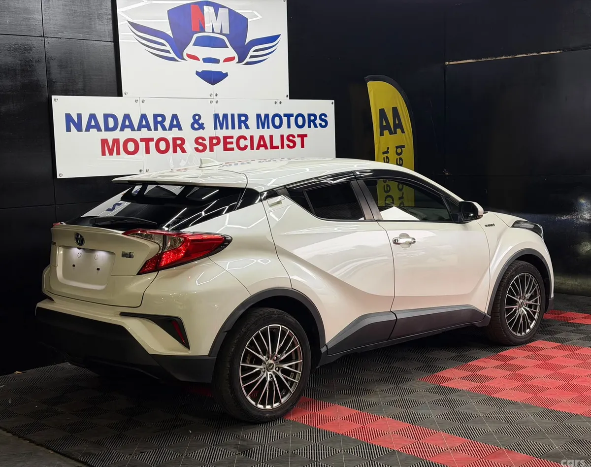 Toyota C-HR Hatchback, Petrol, 2017, White