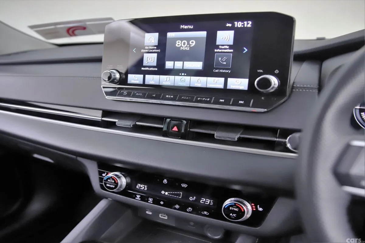 Mitsubishi Outlander SUV, Petrol Plug-in Hybrid, 2022, Black