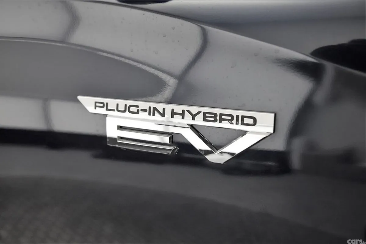 Mitsubishi Outlander SUV, Petrol Plug-in Hybrid, 2022, Black