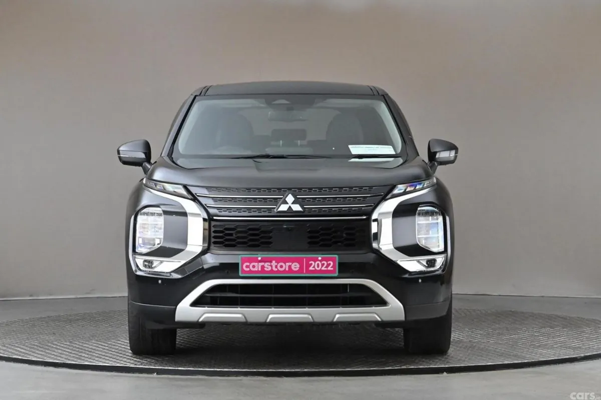 Mitsubishi Outlander SUV, Petrol Plug-in Hybrid, 2022, Black