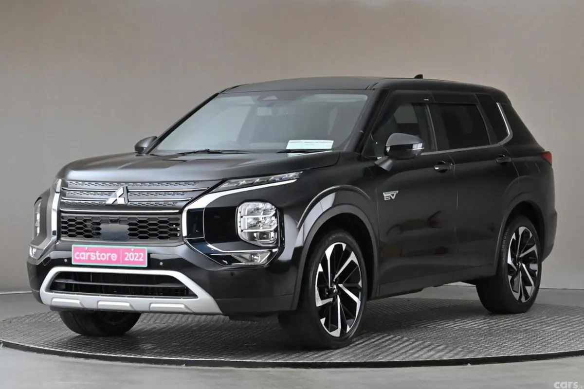Mitsubishi Outlander SUV, Petrol Plug-in Hybrid, 2022, Black
