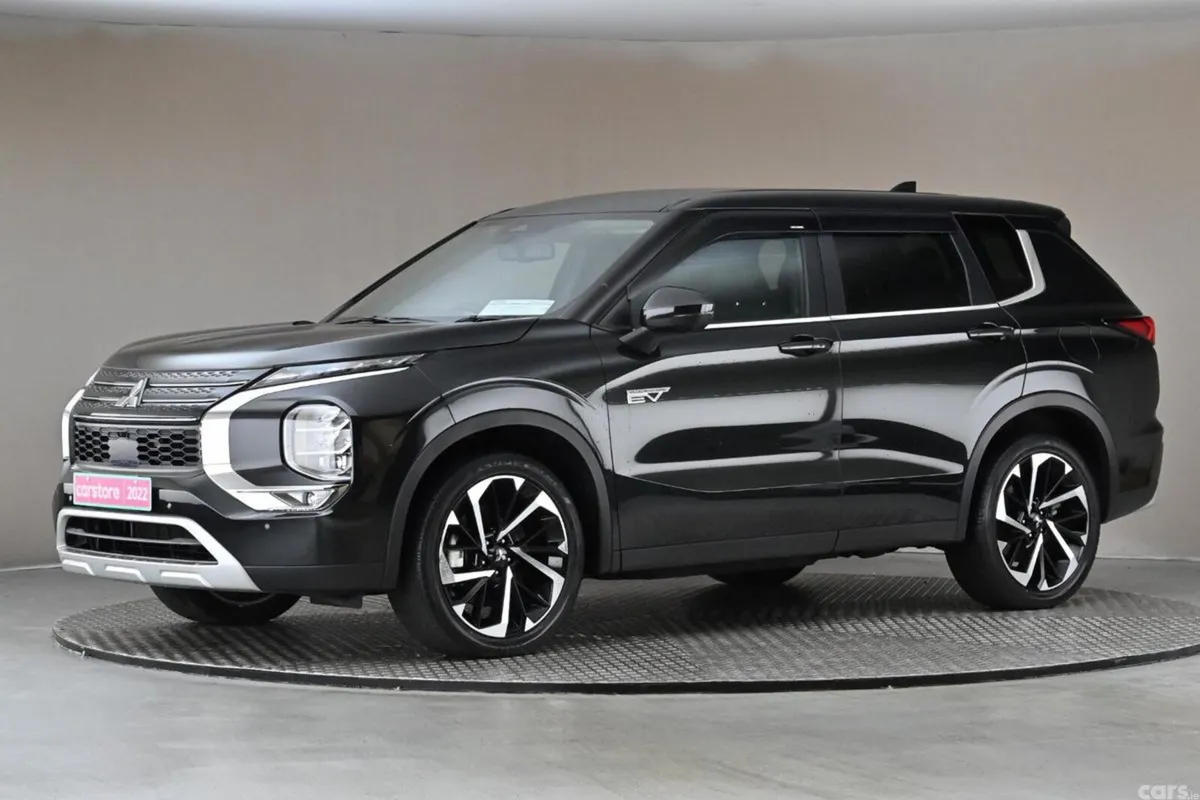Mitsubishi Outlander SUV, Petrol Plug-in Hybrid, 2022, Black