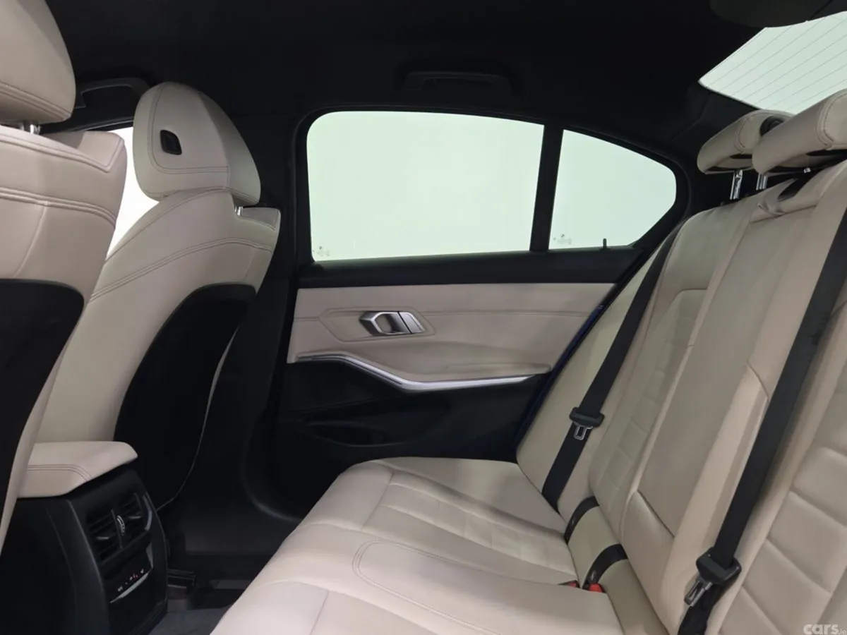 BMW 3-Series Saloon, Diesel, 2022, Blue