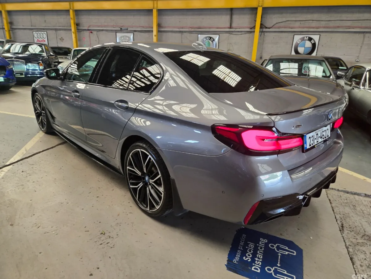 BMW 5-Series Saloon, Petrol Plug-in Hybrid, 2023, Grey