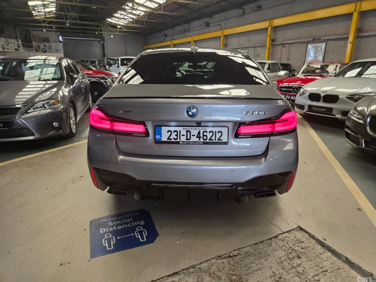 BMW 5-Series Saloon, Petrol Plug-in Hybrid, 2023, Grey