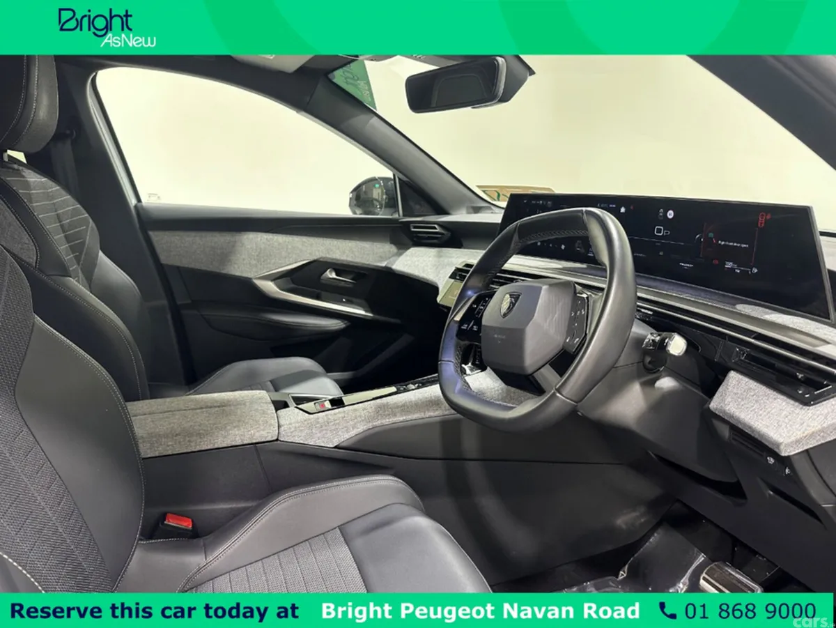 Peugeot 3008 MPV, Petrol Hybrid, 2024, White