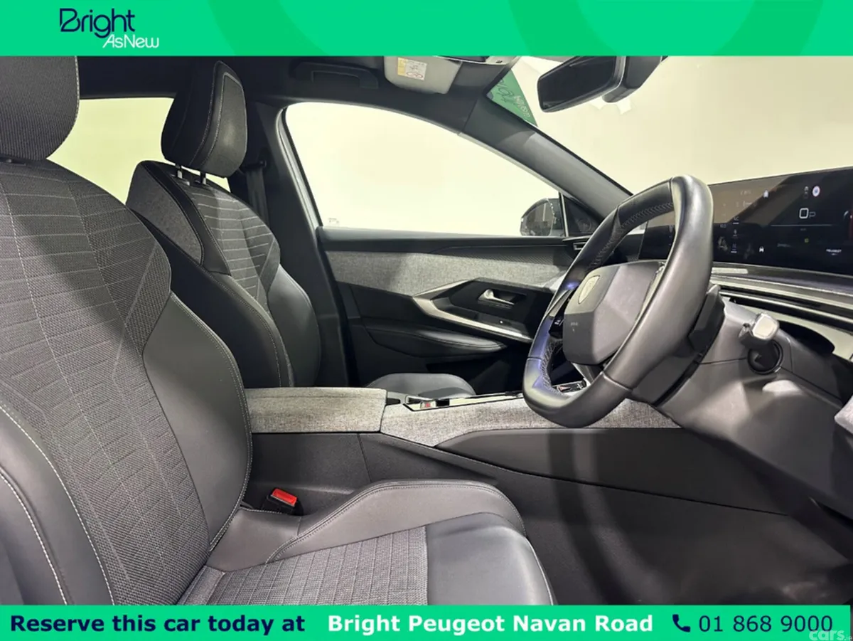 Peugeot 3008 MPV, Petrol Hybrid, 2024, White