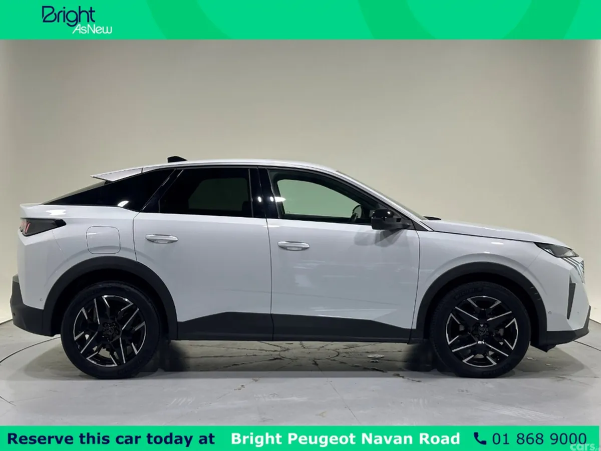 Peugeot 3008 MPV, Petrol Hybrid, 2024, White
