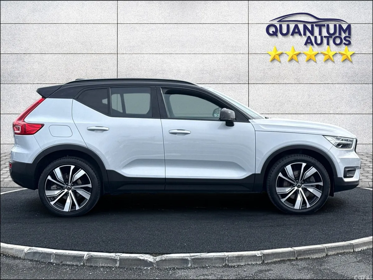 Volvo XC40 SUV, Petrol Plug-in Hybrid, 2022, Grey