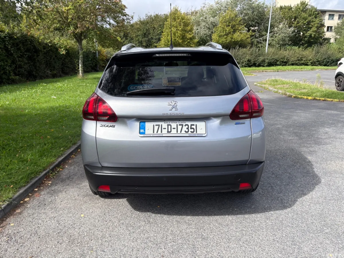 Peugeot 2008 Estate, Petrol, 2017, Grey