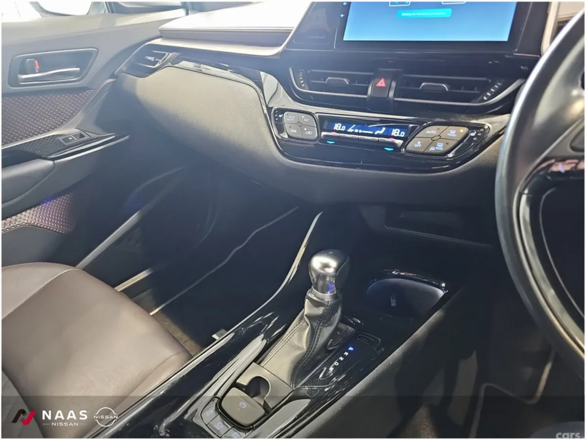 Toyota C-HR MPV, Petrol Hybrid, 2018, White