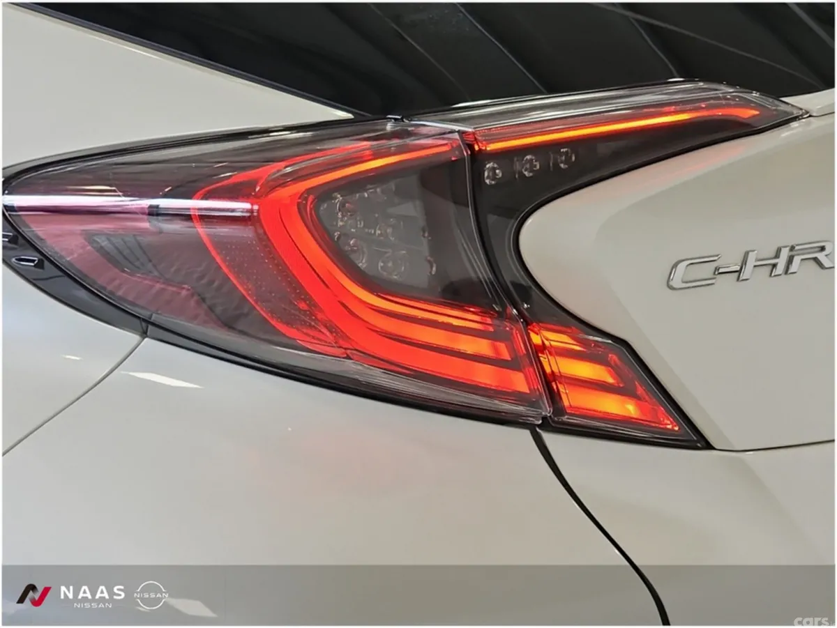 Toyota C-HR MPV, Petrol Hybrid, 2018, White