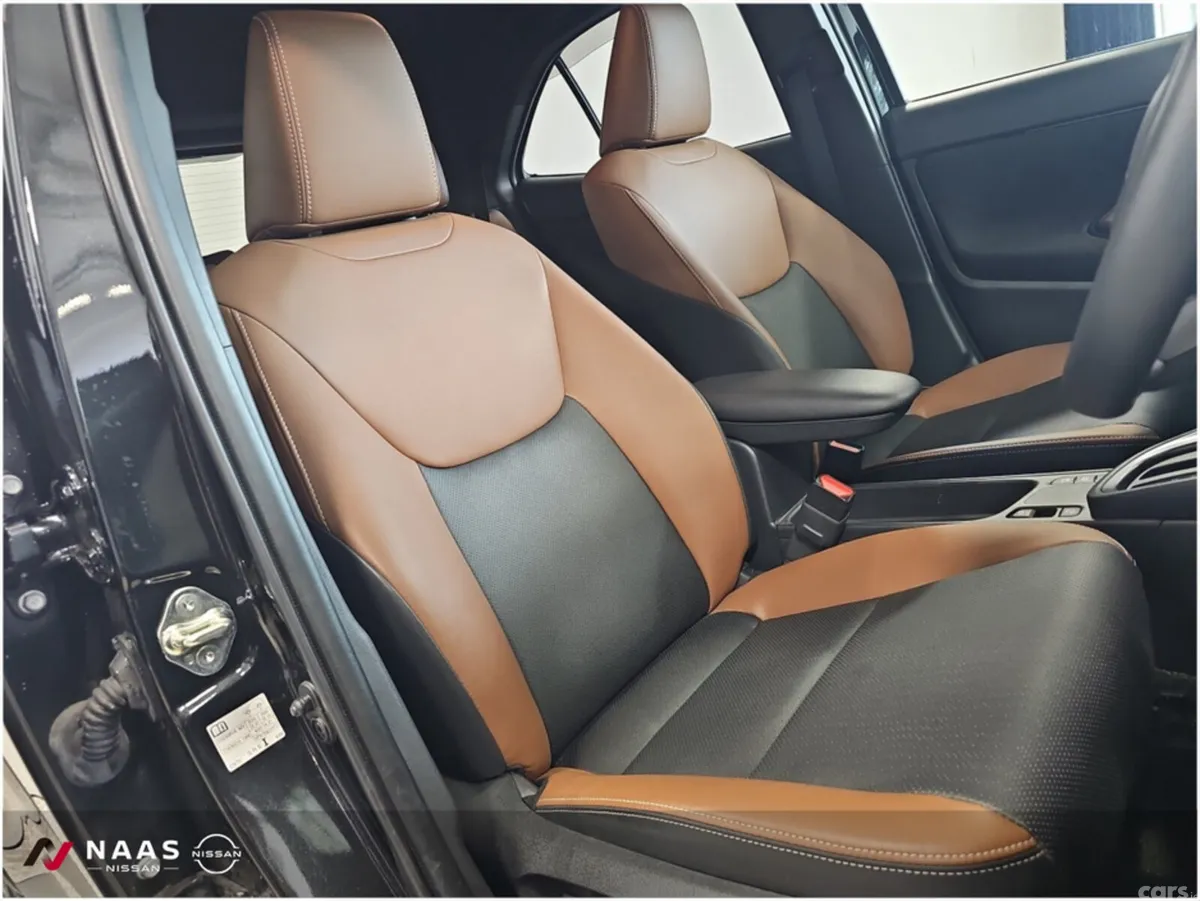Toyota Yaris Cross MPV, Petrol Hybrid, 2024, Black