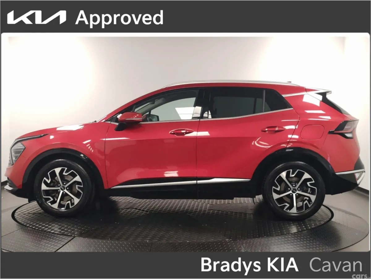 Kia Sportage MPV, Diesel, 2022, Red