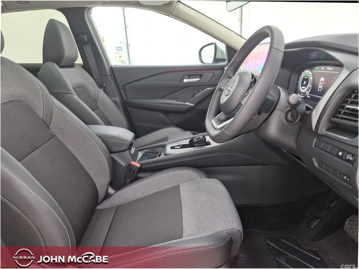Nissan Qashqai SUV, Petrol Hybrid, 2027, Silver
