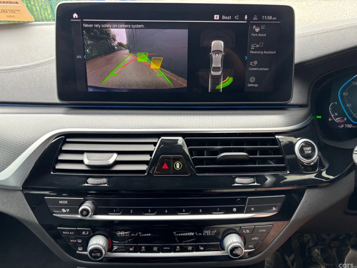 BMW 5-Series Saloon, Petrol Plug-in Hybrid, 2022, Blue