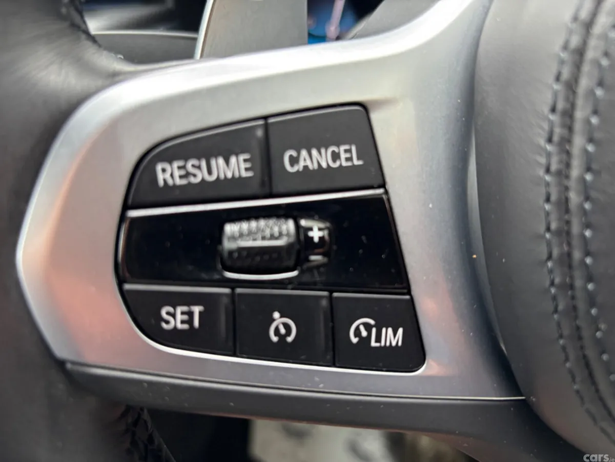BMW 5-Series Saloon, Petrol Plug-in Hybrid, 2022, Blue