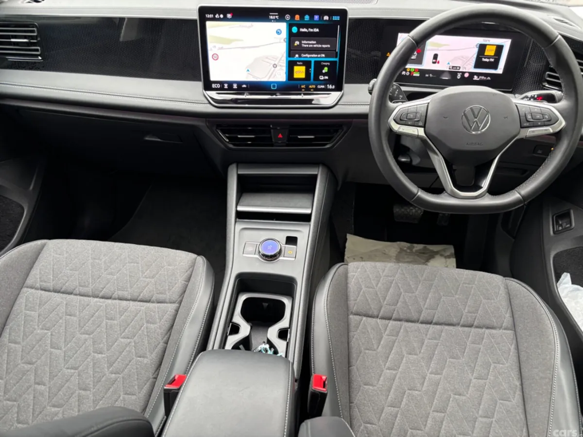 Volkswagen Tiguan Estate, Petrol Hybrid, 2024, Grey