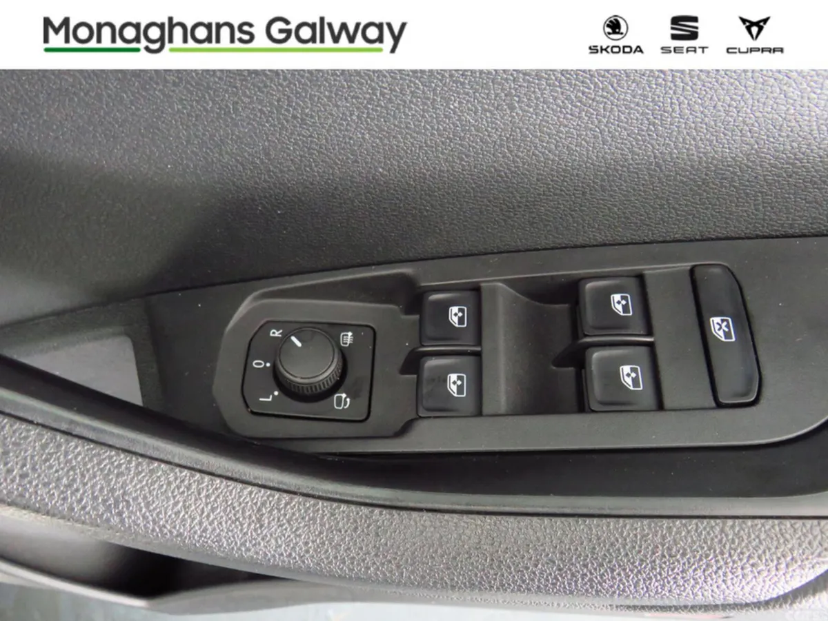 Skoda Karoq Estate, Diesel, 2018, White