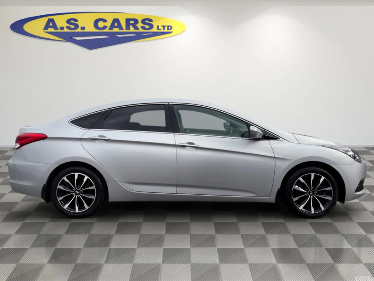 Hyundai i40 Saloon, Diesel, 2017, Grey