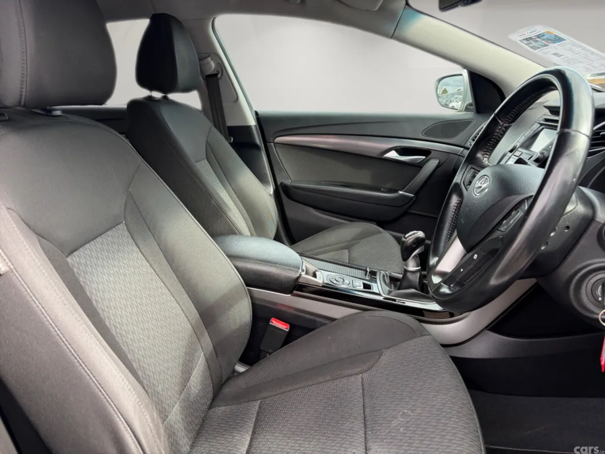 Hyundai i40 Saloon, Diesel, 2017, Grey