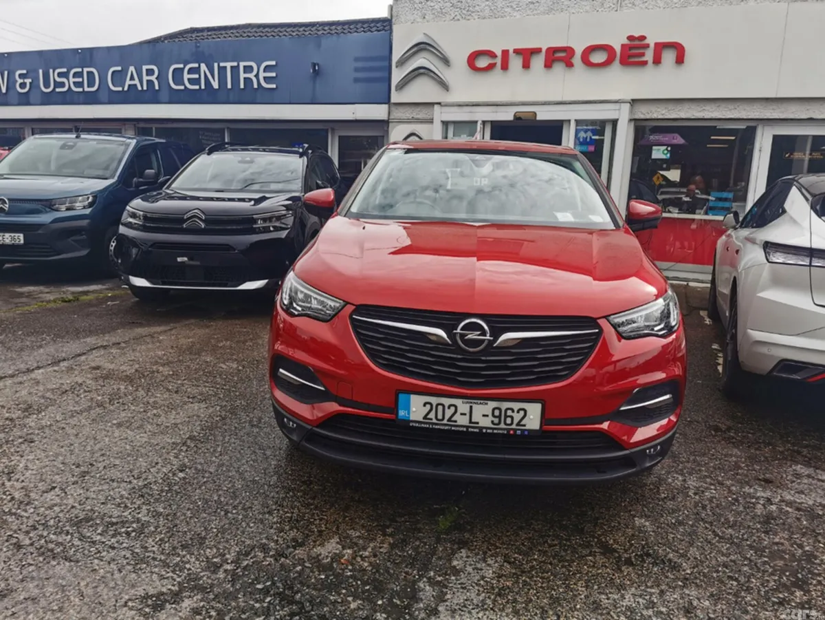 Opel Grandland X MPV, Diesel, 2020, Red