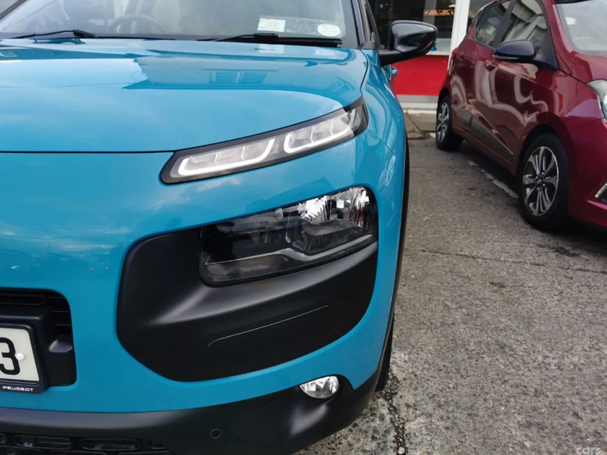Citroen C4 Cactus Hatchback, Diesel, 2018, Blue