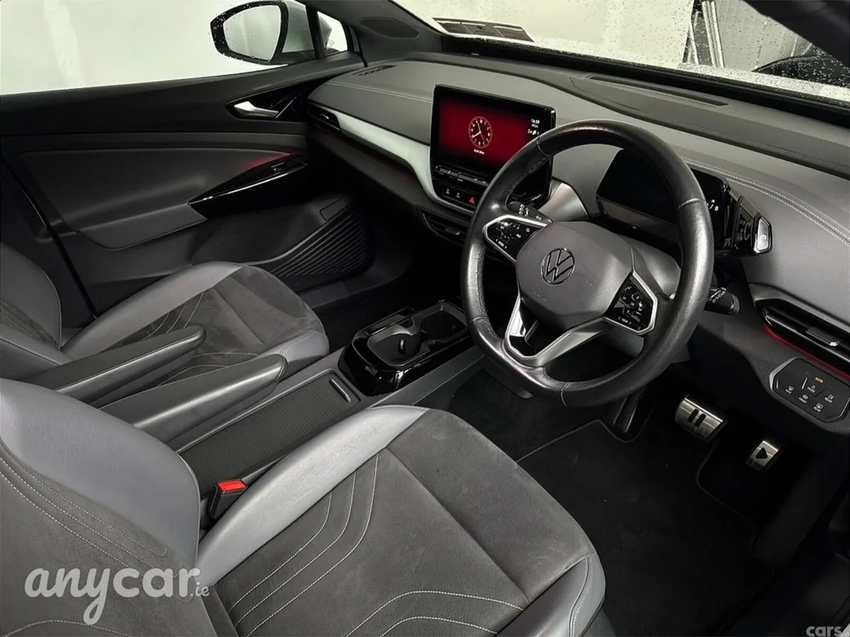 Volkswagen ID.4 Estate, Electric, 2023, White
