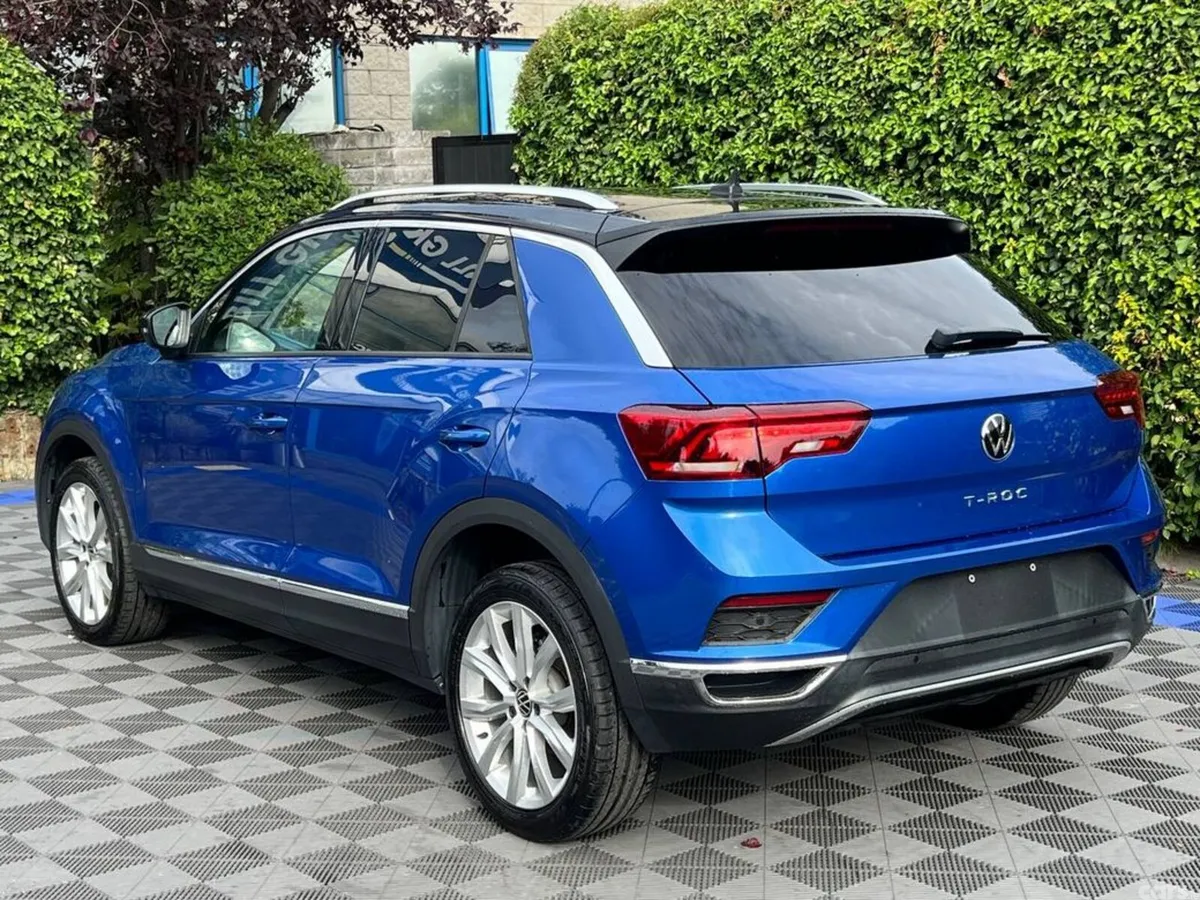 Volkswagen T-Roc SUV, Diesel, 2021, Blue