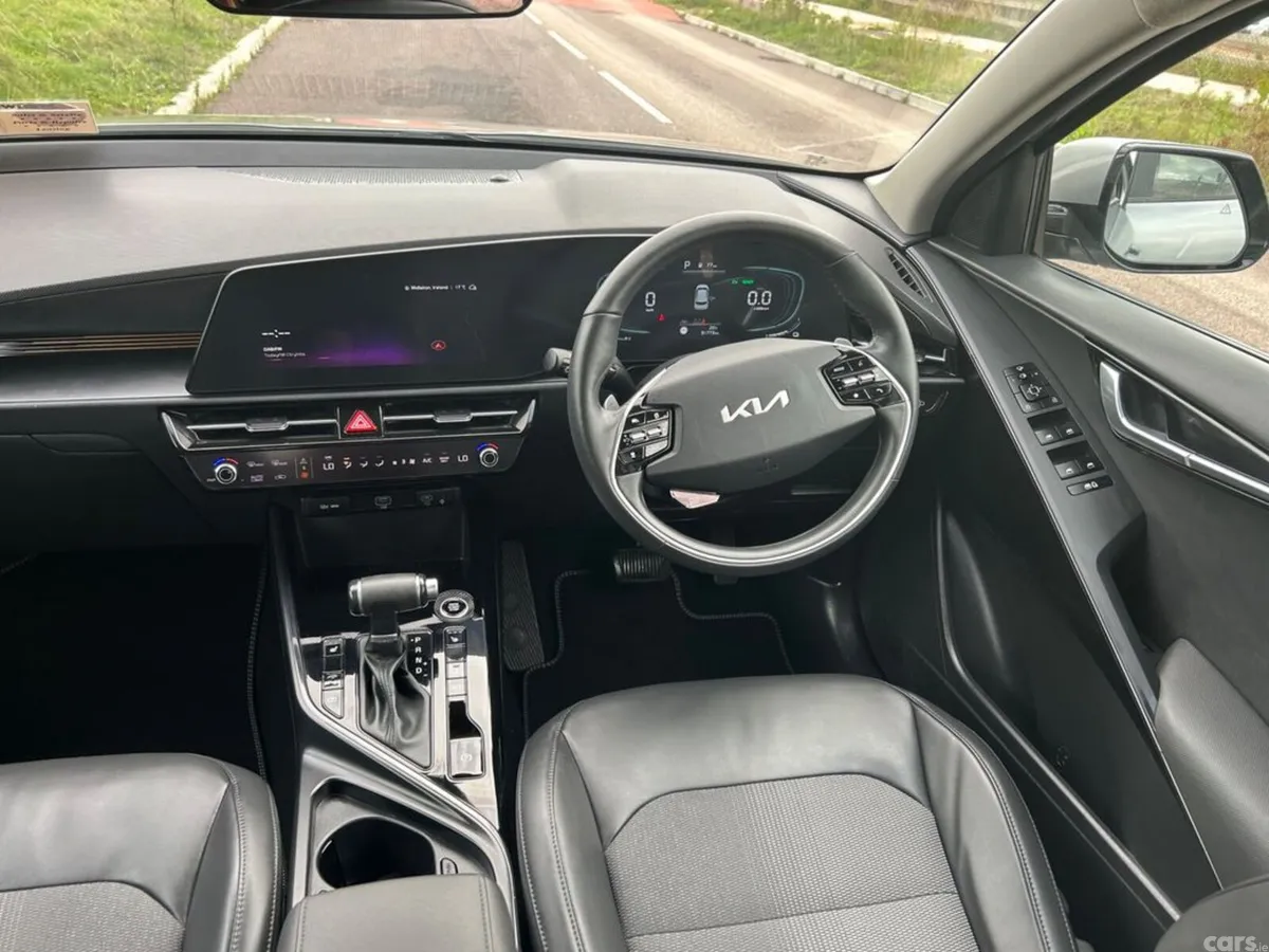 Kia Niro Hatchback, Petrol Hybrid, 2024, Grey