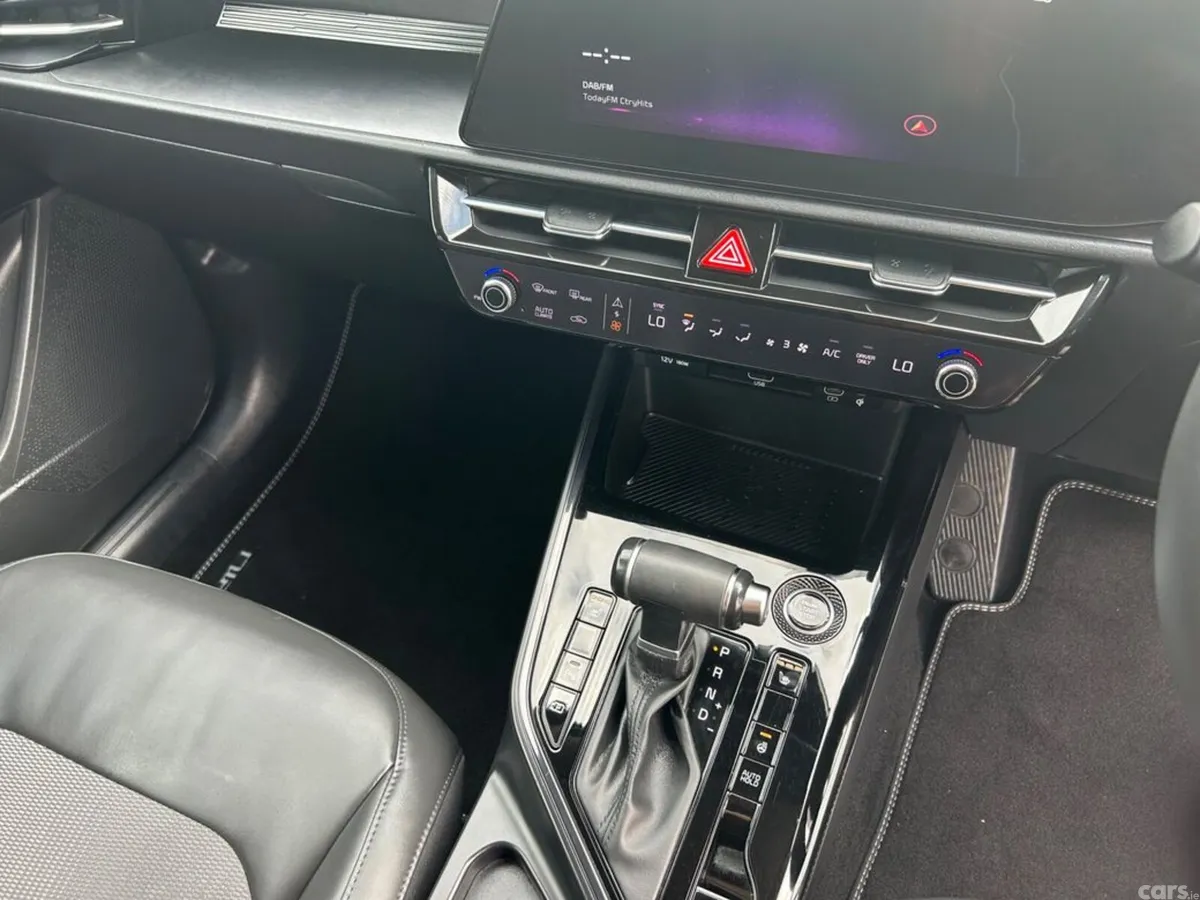 Kia Niro Hatchback, Petrol Hybrid, 2024, Grey